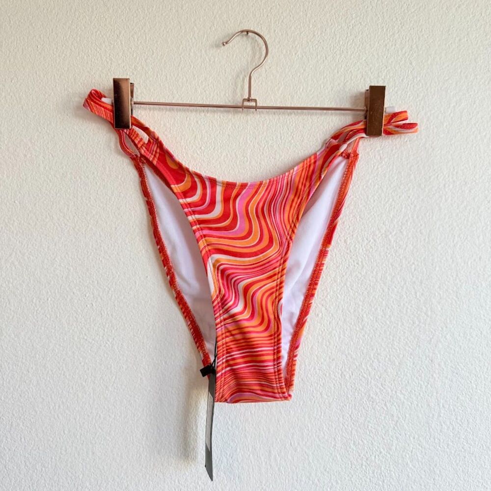 Motel Farisa 70s Strappy Bikini Bottom in Orange & Pink Ripple size Medium NWT